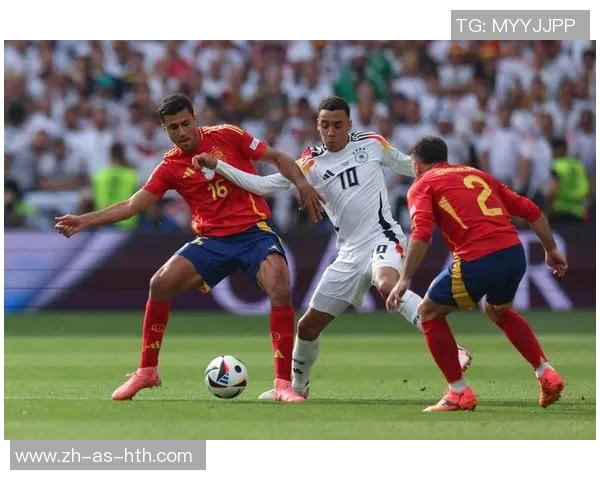 足球场上的潮流风向标 谁是佩戴耳钉的球星引领时尚风潮